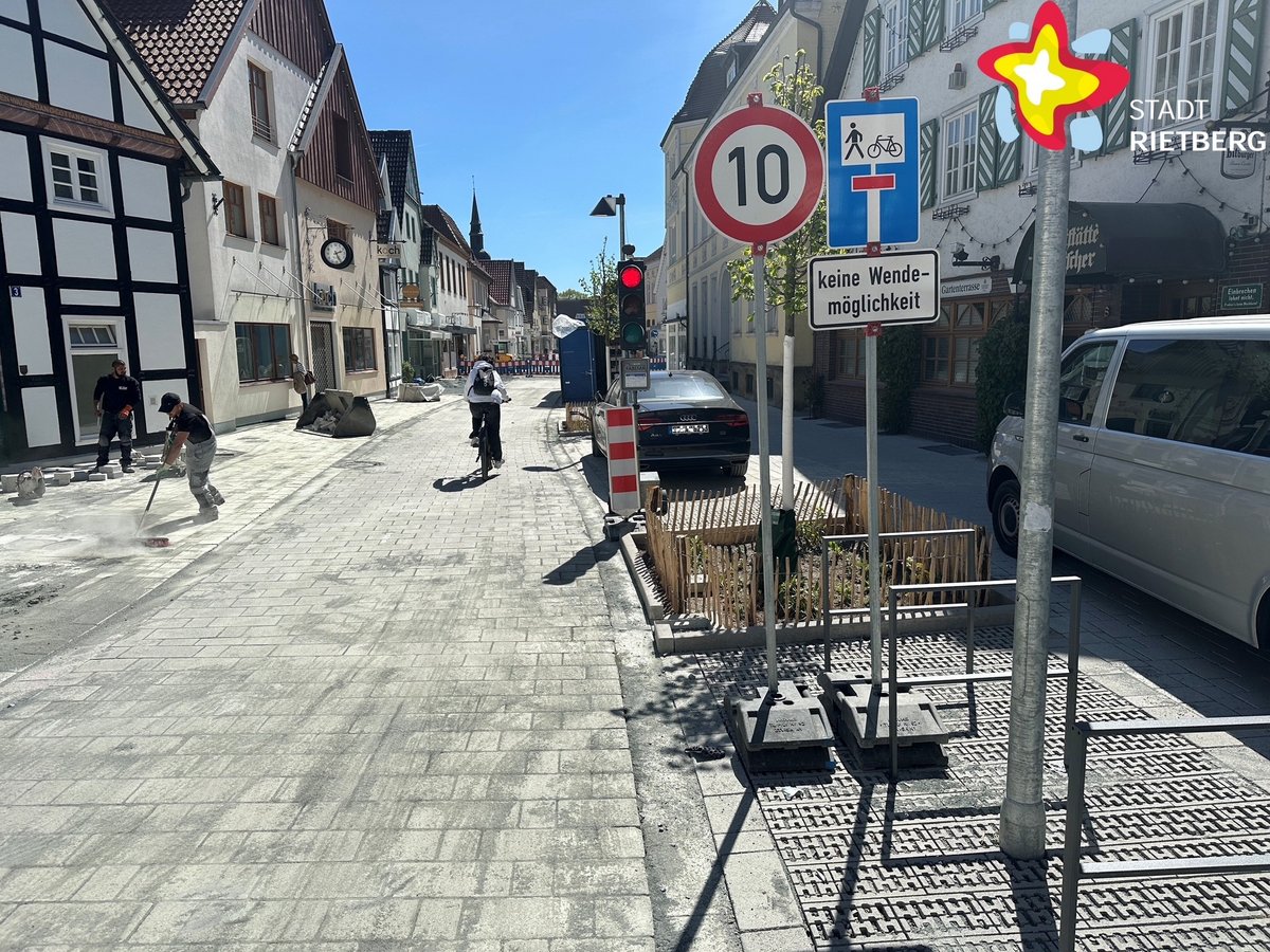 Blick in die umgestaltete Rathausstraße.