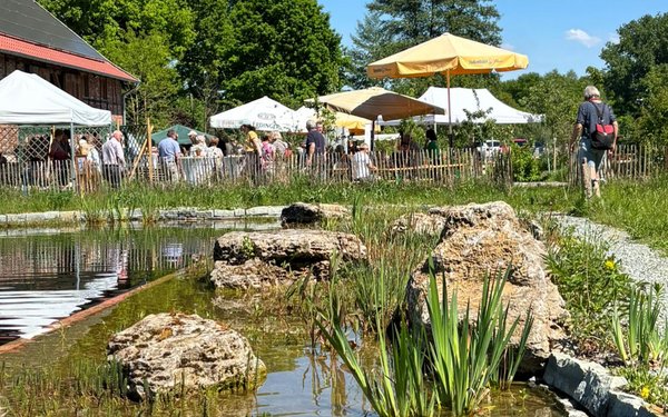 Radlerstopp auf dem Hof Ecosphere