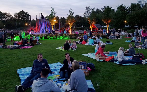 Mondscheinpicknick im Gartenschaupark