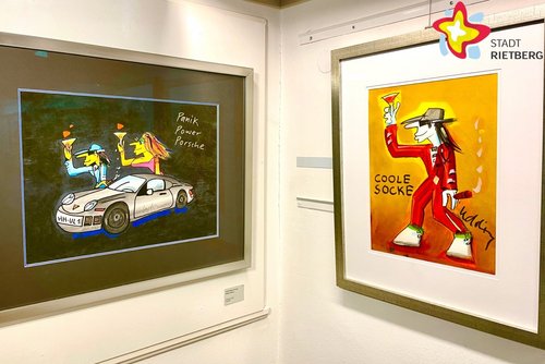 Zahlreiche farbenfrohe und teils humorige Bilder des als Musikers bekannten Udo Lindenberg zieren derzeit das Kunsthaus Rietberg.