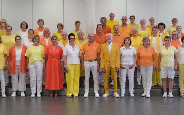 „SHINE BRIGHT” – Strahlende Augen und Stimmenglanz
